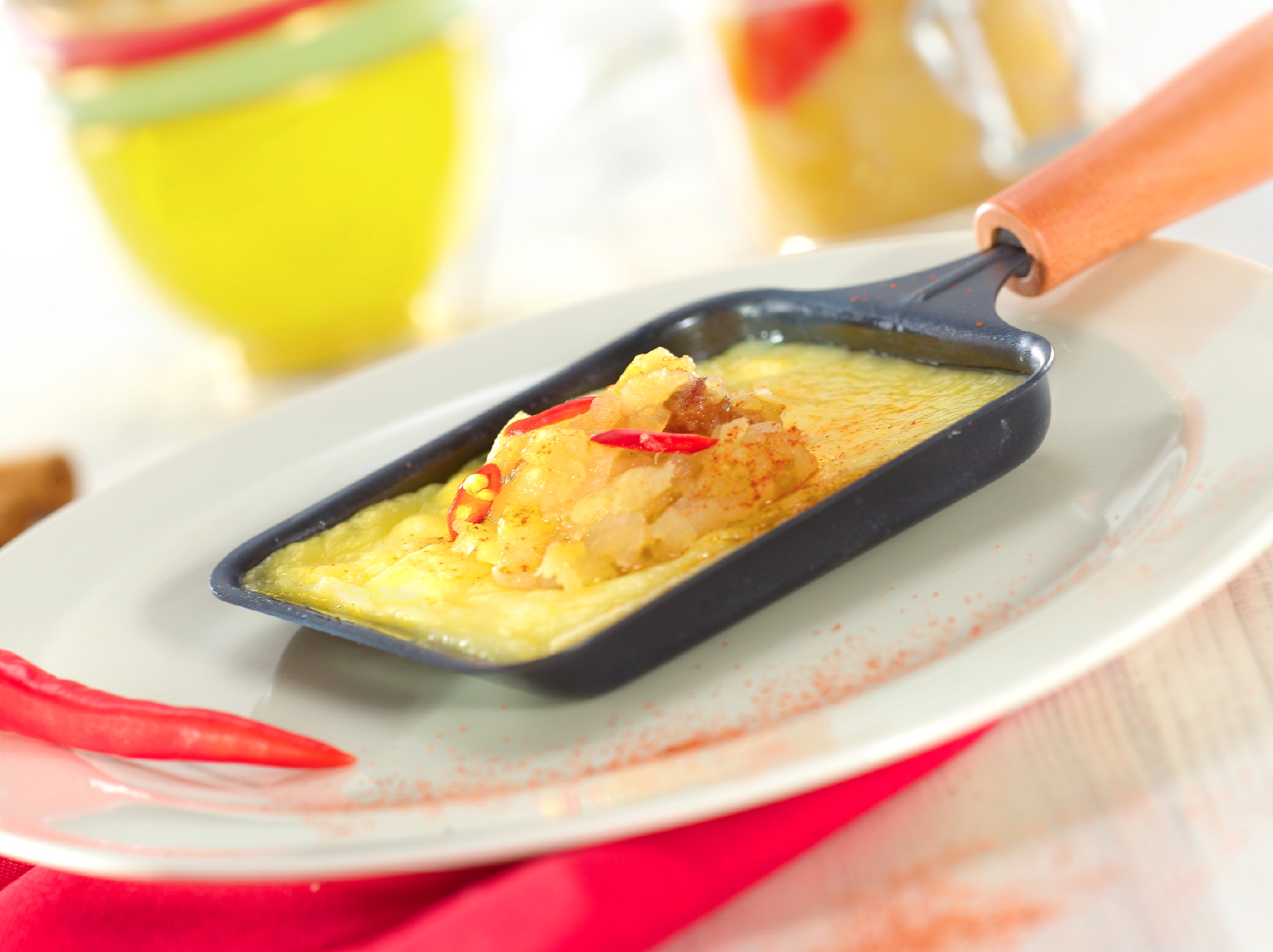 Schweizer Raclette mit Apfelchutney