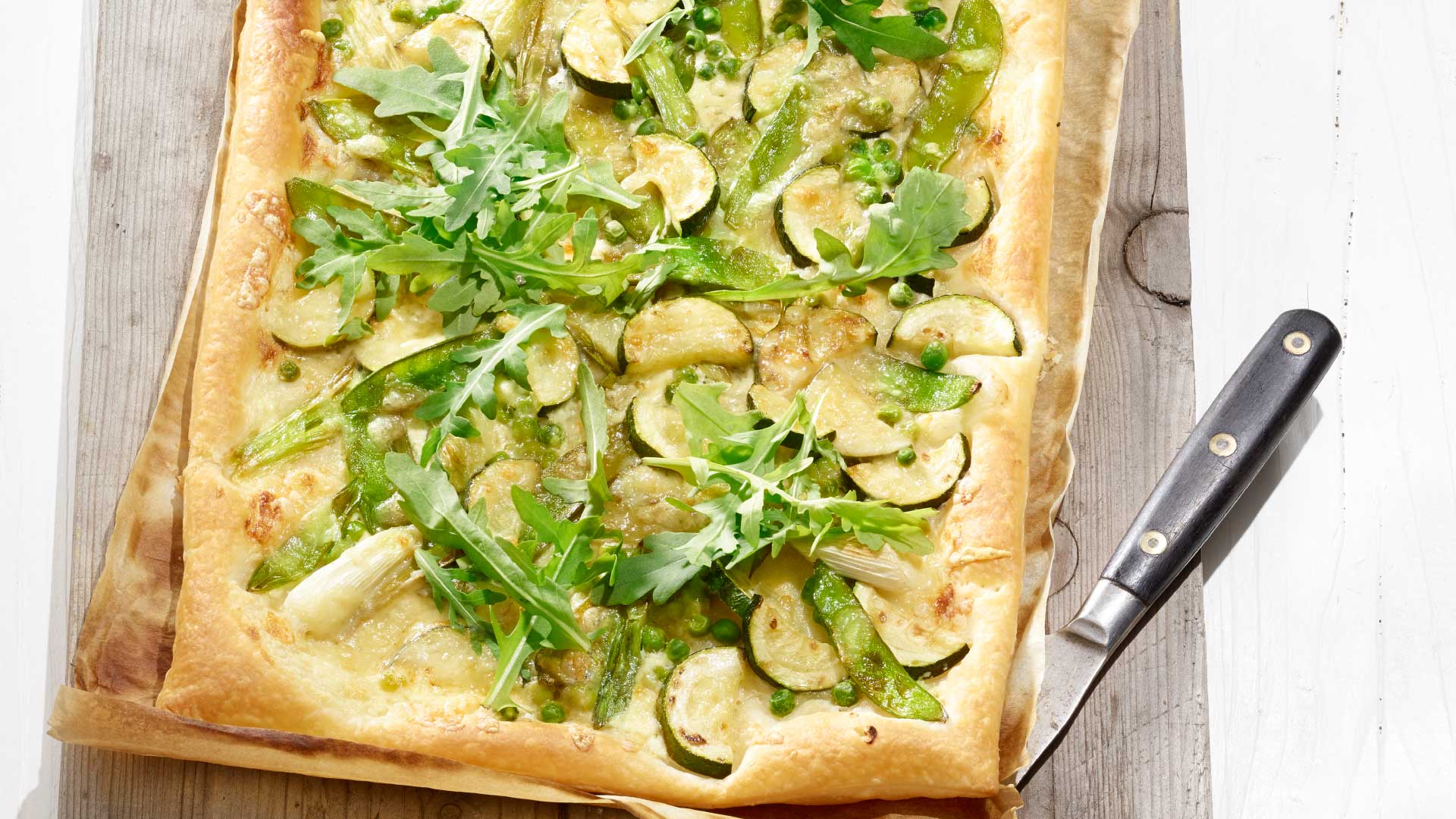 Grüne Gemüse-Tarte mit Schweizer Emmentaler AOP